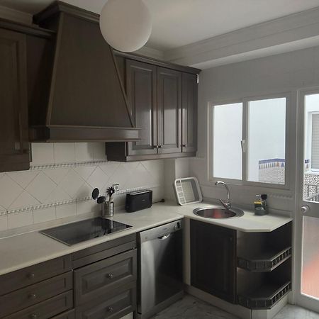 Encanto Urbano: Piso Centrico Totalmente Equipado レブリハ エクステリア 写真