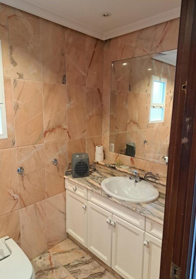 Encanto Urbano: Piso Centrico Totalmente Equipado レブリハ エクステリア 写真