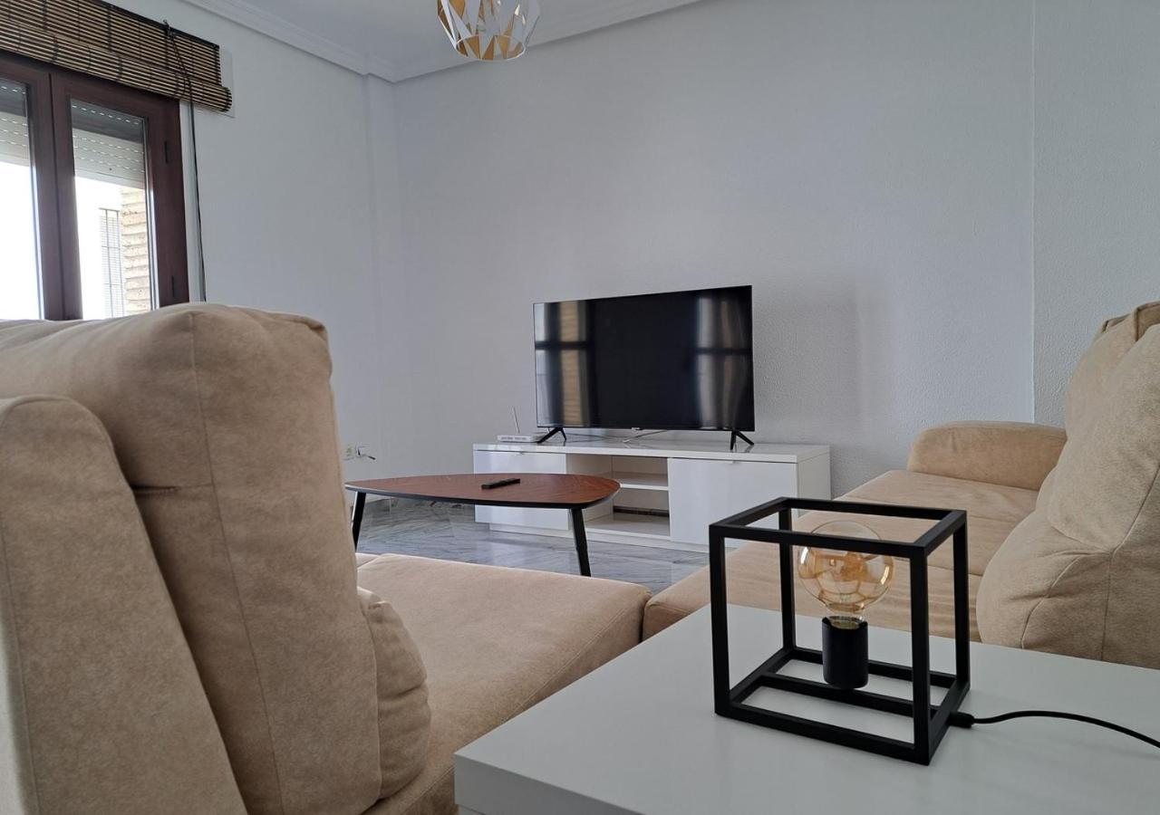 Encanto Urbano: Piso Centrico Totalmente Equipado レブリハ エクステリア 写真