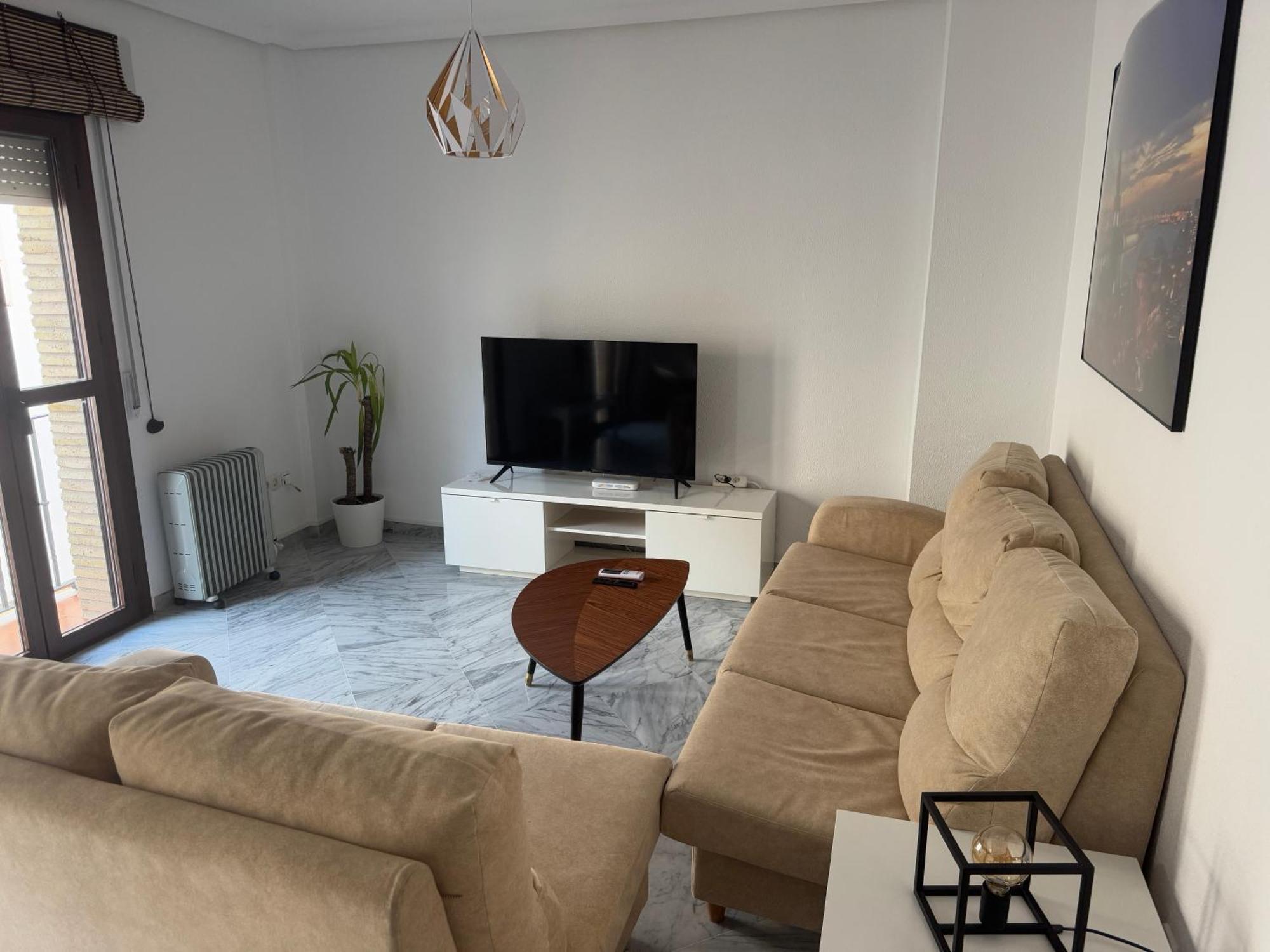 Encanto Urbano: Piso Centrico Totalmente Equipado レブリハ エクステリア 写真